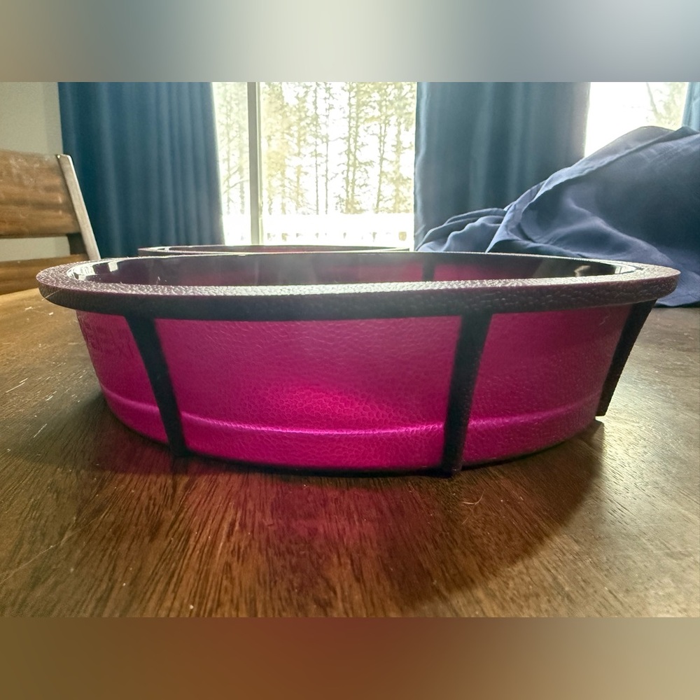 Epicure 8” Silicone Cake Pans- Set of 2 - Picture 3 of 6
